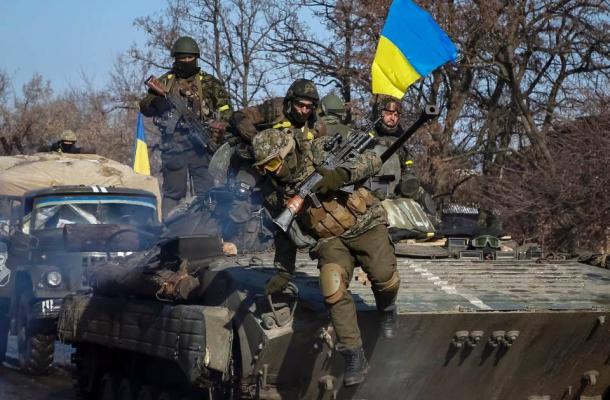 مقتل 8 جنود أوكرانيين خلال 24 ساعة رغم اتفاق مينسك للسلام