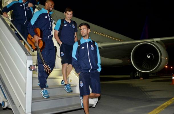 وصول لاعبي بورتو الى مطار كييف 
