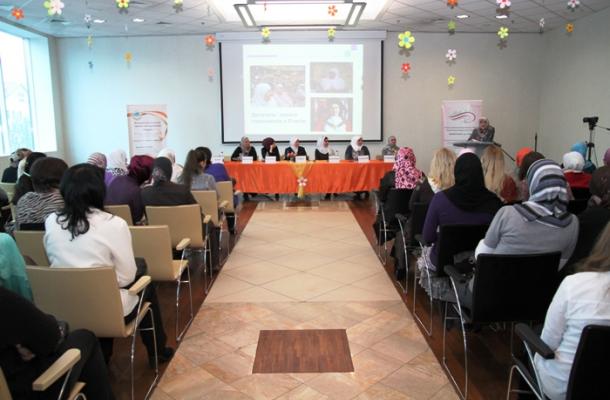 مؤتمر دولي في العاصمة كييف يسلط الضوء على "جوهر روح المرأة المسلمة"