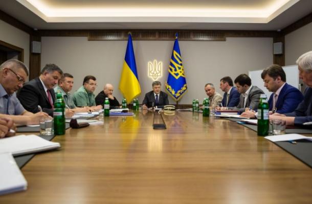 بوروشينكو يقود "حملة تنظيف" لجهاز المخابرات الأوكرانية
